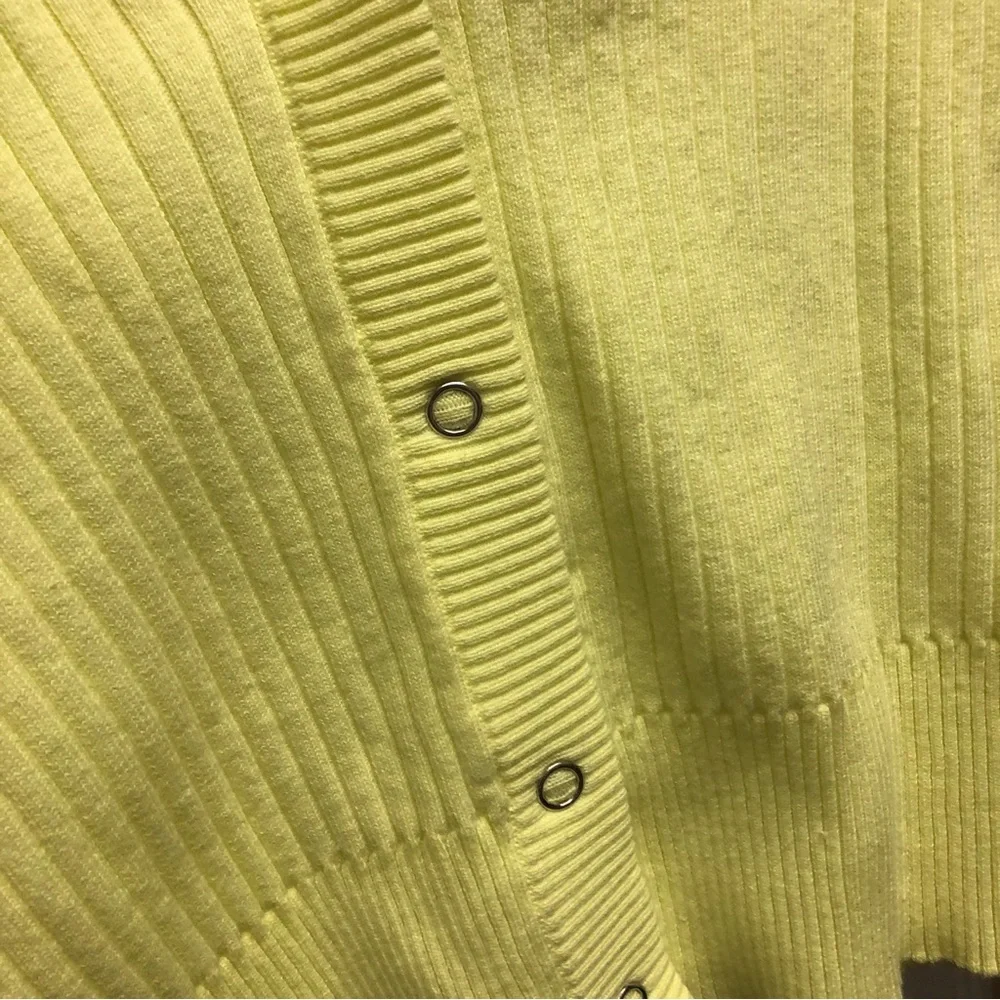 DKNY neon green sweater - Picture 3 of 5